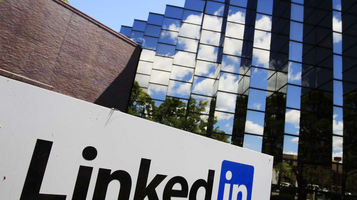 Microsoft to buy networking site LinkedIn for $26.2B