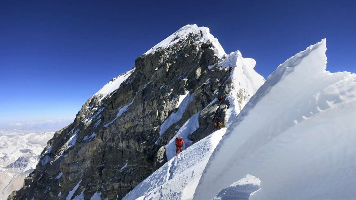 Guides hope Everest deaths will impel safety fixes