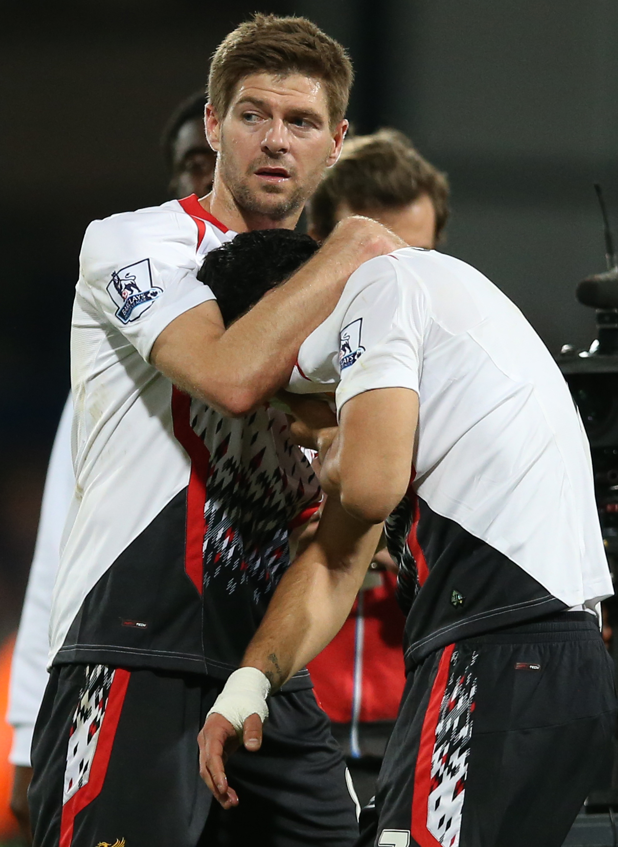 Liverpool title hopes crumble in 3-3 tie at Palace