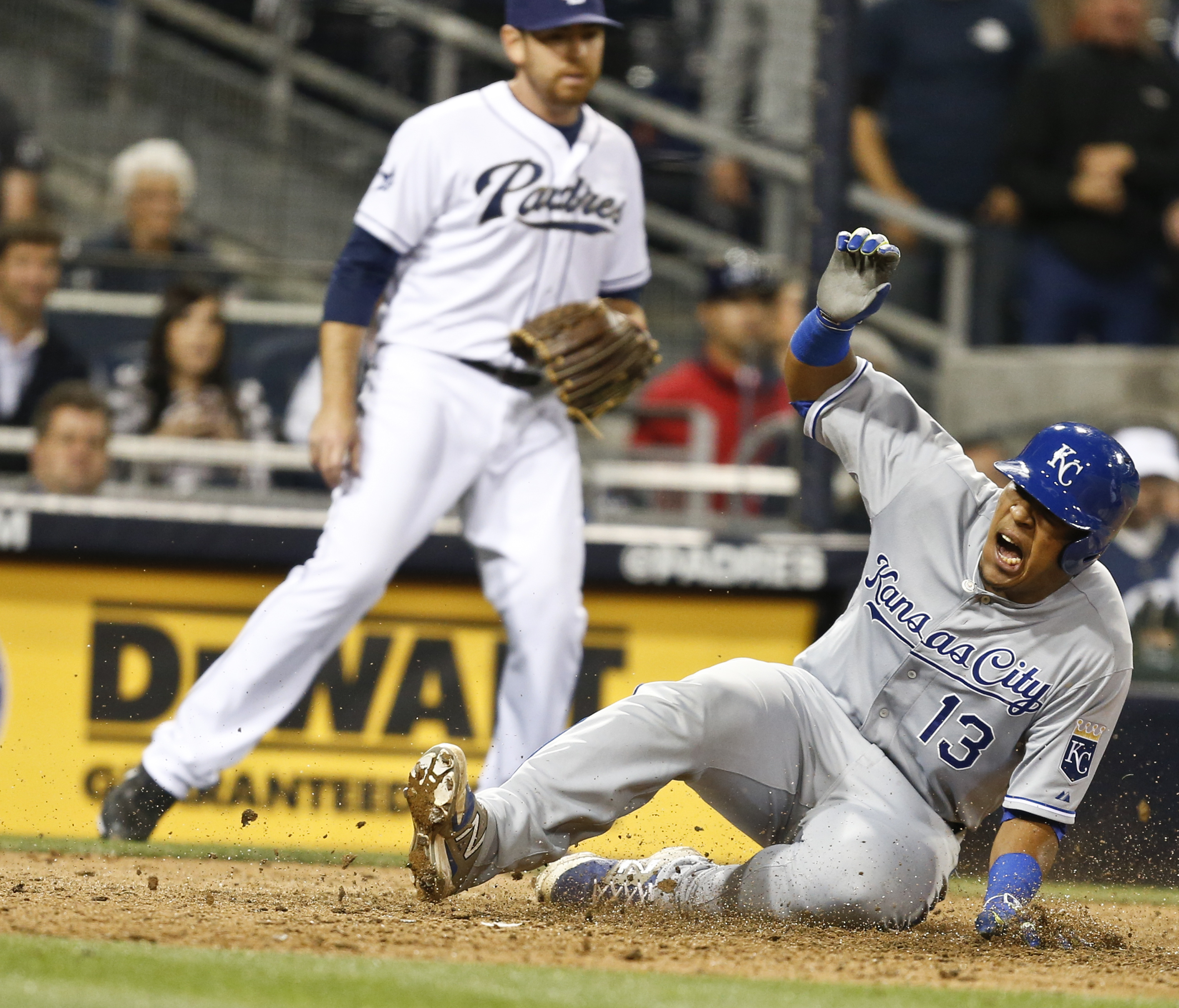 Venable gives Padres 6-5 win over Royals in 12