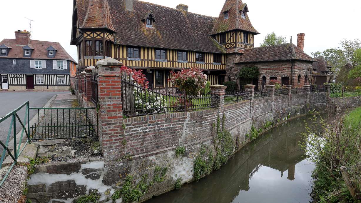 Jumping into Normandy, 70 years after D-Day