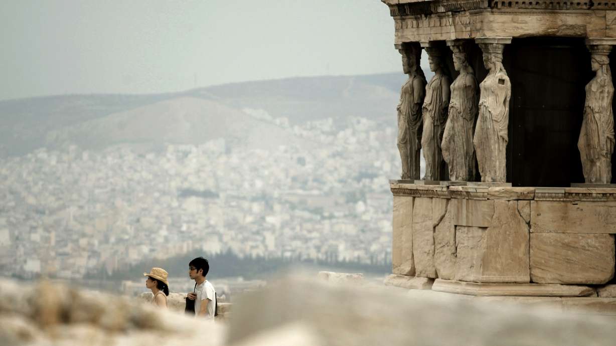 Acropolis' famed Caryatids get "cosmetic surgery"