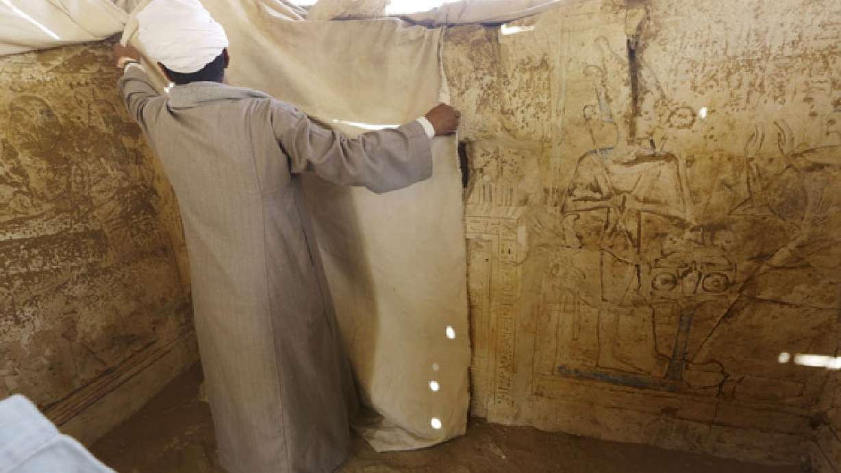 Tomb dating back to 1100 B.C. found in Egypt