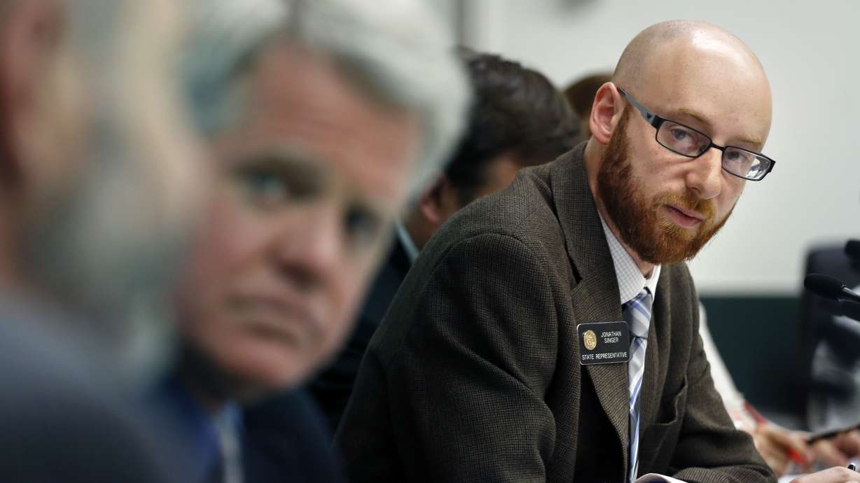 Colorado lawmakers approve plan for pot banking