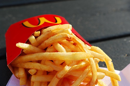 McDonald's ensaya con papas fritas sazonadas