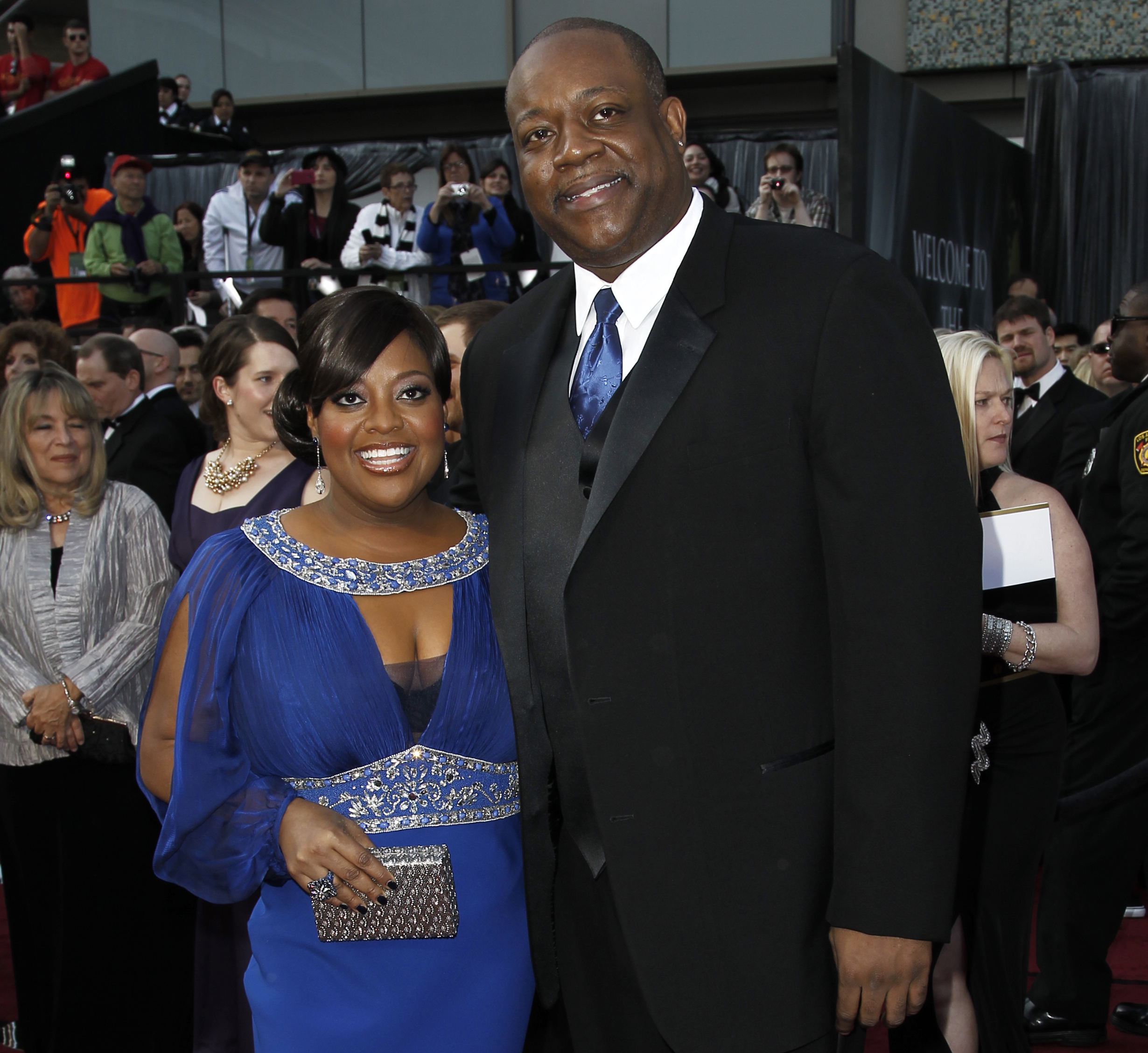 'View' host Shepherd's husband seeks separation