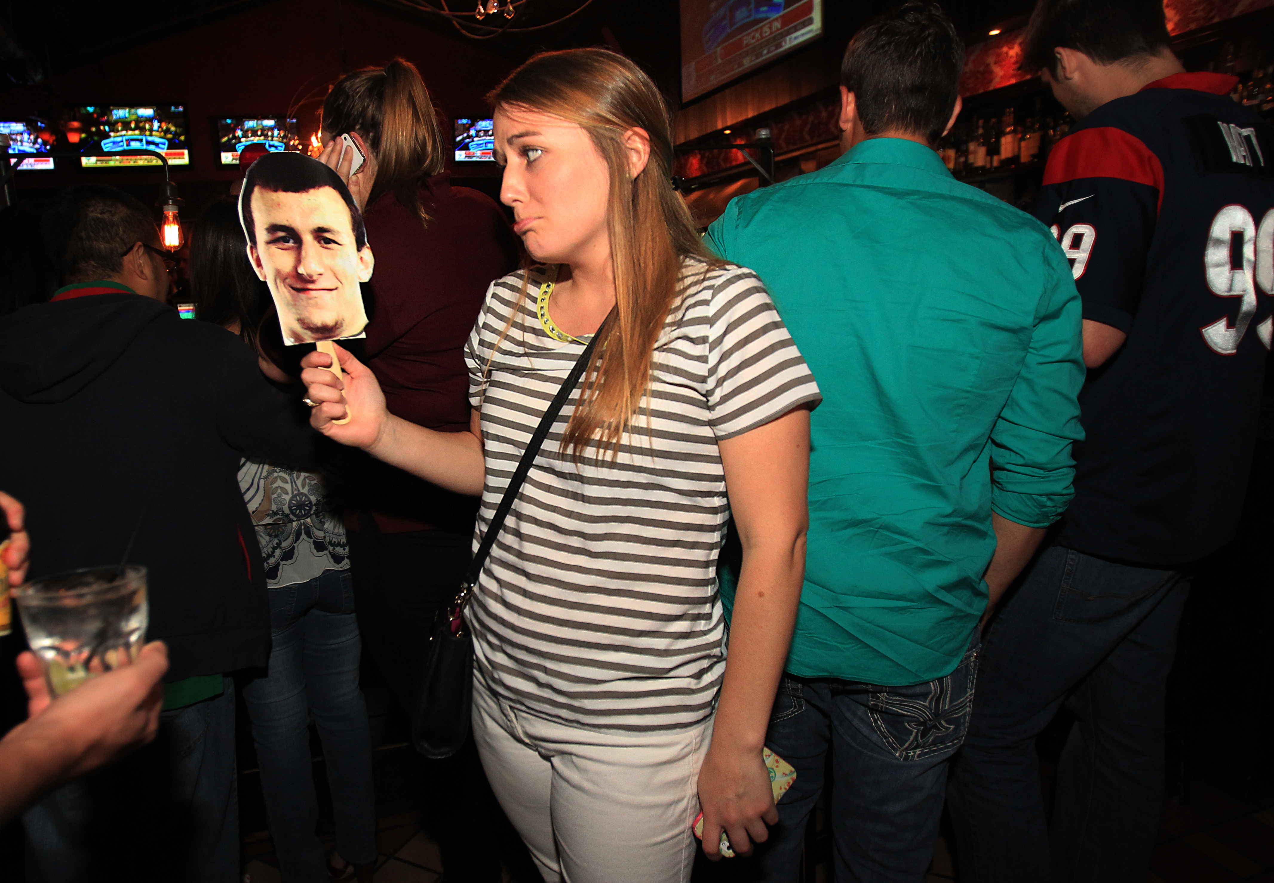 Jerry Jones: Manziel's 'Elvis' act not for Dallas