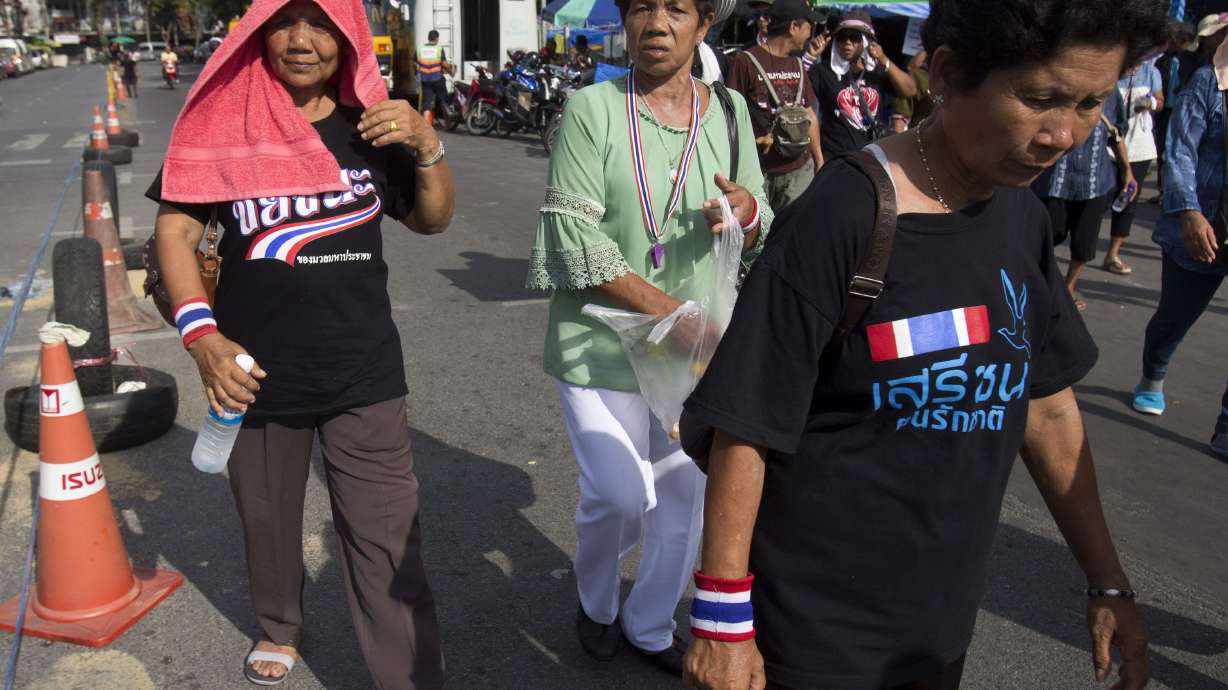 'Holy traffic cones' become symbol of Thai crisis