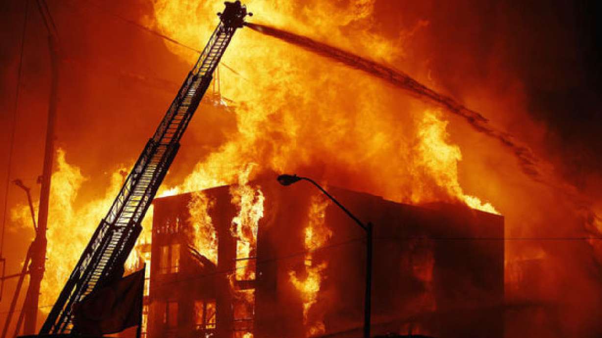 Agent testifies at Utah electrician's arson trial