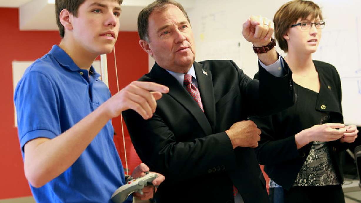 Herbert signs bill sending $20M to STEM education program