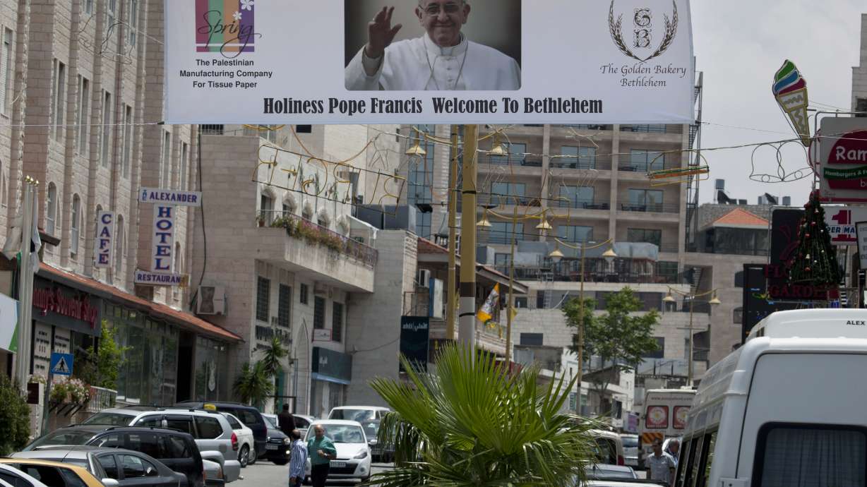 Pope's trip to Holy Land stirs diplomatic dilemmas
