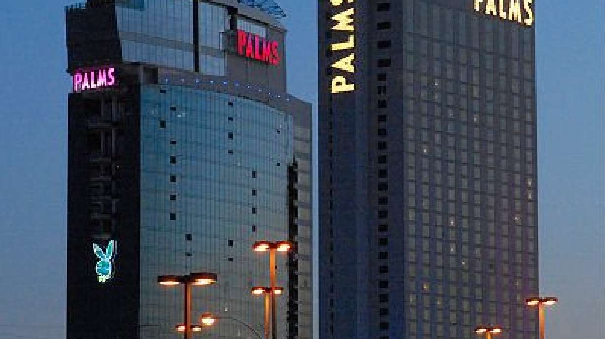 Coroner IDs man, 25, fatally shot at Palms suite