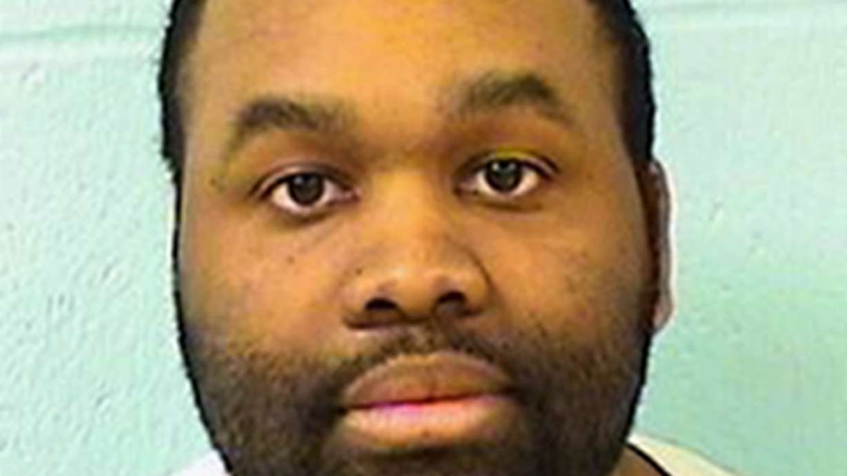 Felon faces gun charge tied to deadly bank robbery