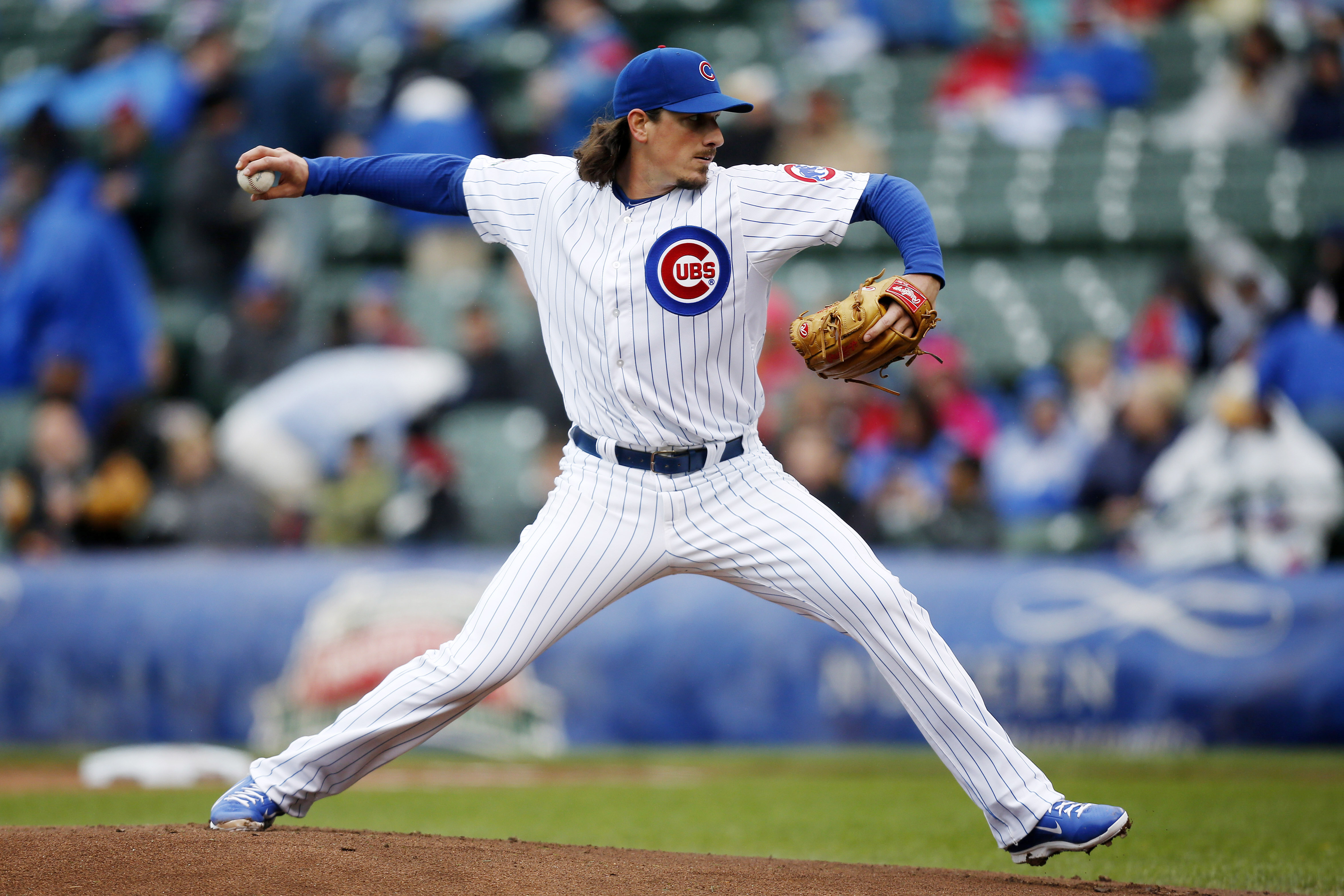 Lohse helps Brewers beat Cubs 4-3