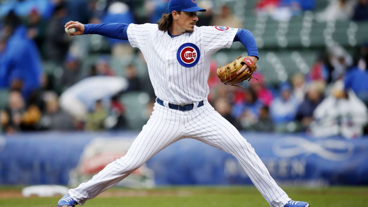 Lohse helps Brewers beat Cubs 4-3