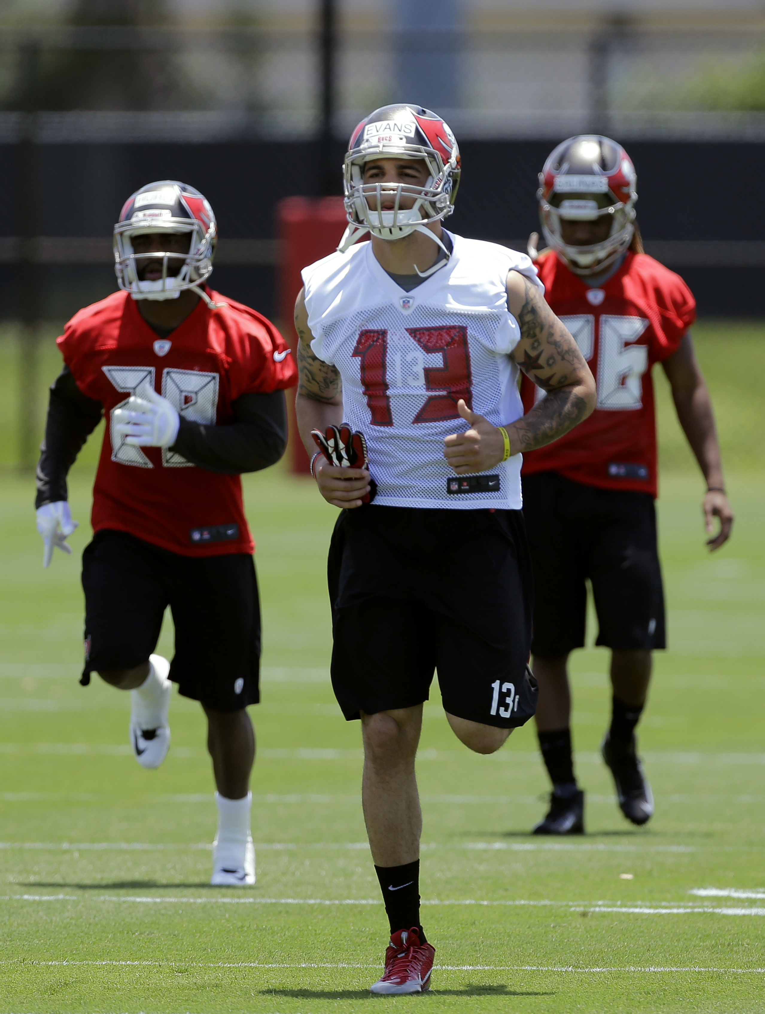 Evans impresses on first day of Bucs rookie camp