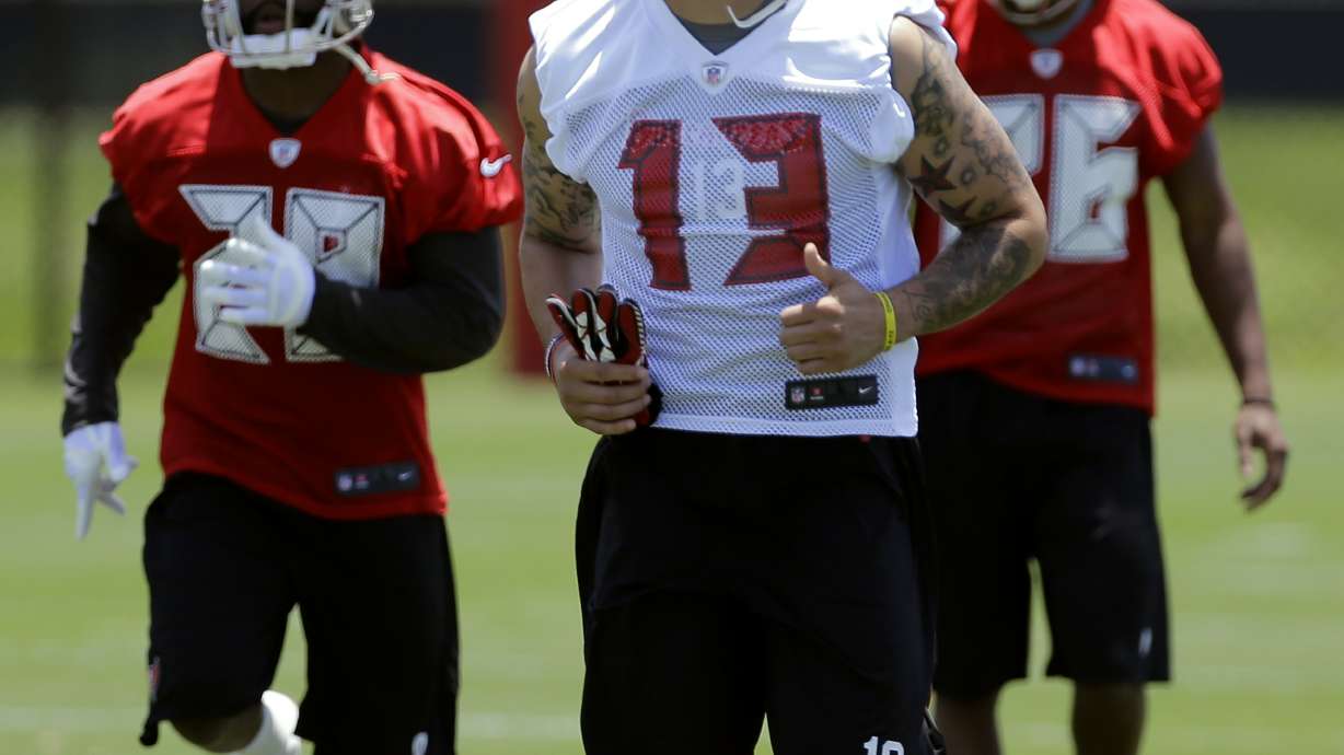 Evans impresses on first day of Bucs rookie camp