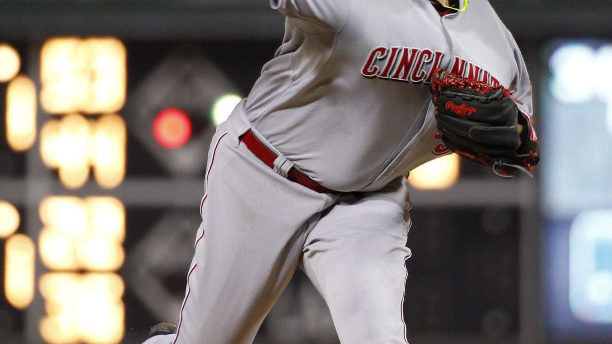 Phillies' bats silent again
