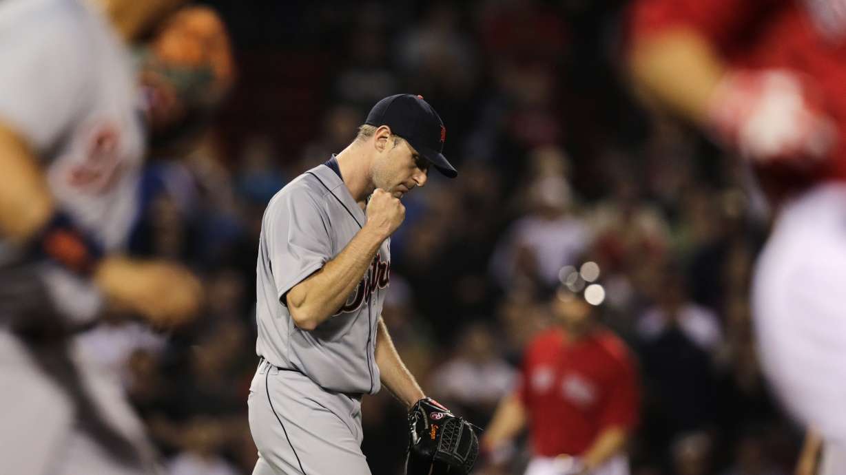Scherzer pitches Tigers past Red Sox, Lester 1-0