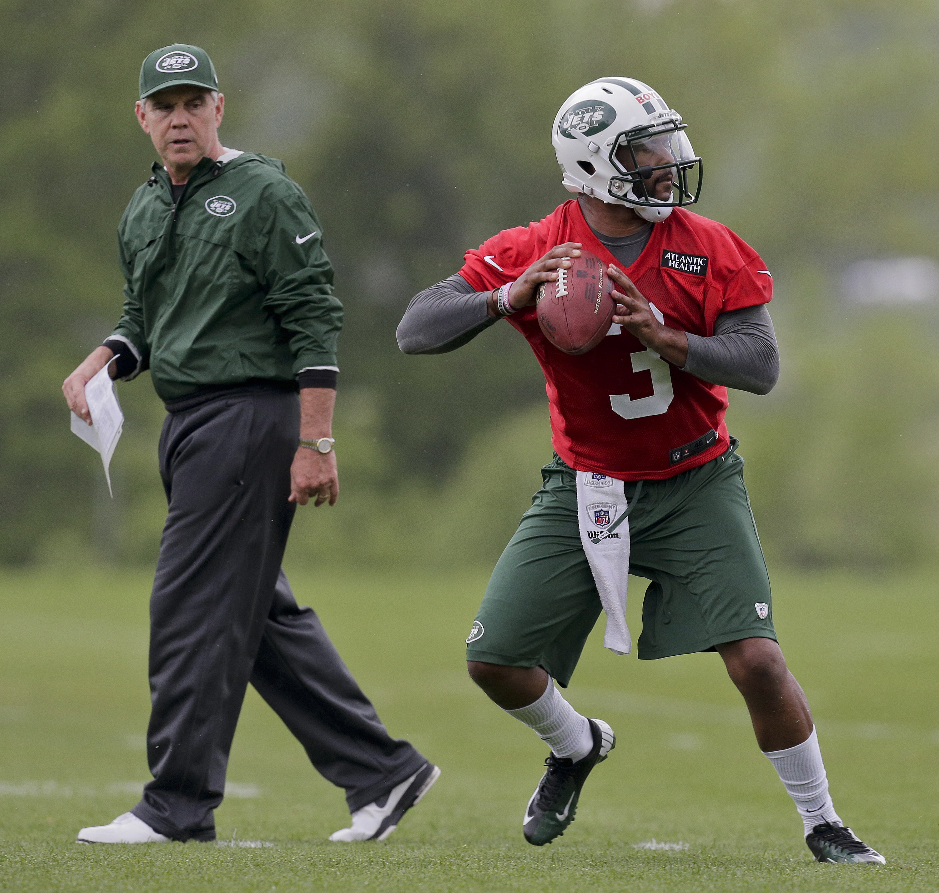 Jets' Tajh Boyd 'a small fish in a big pond again'