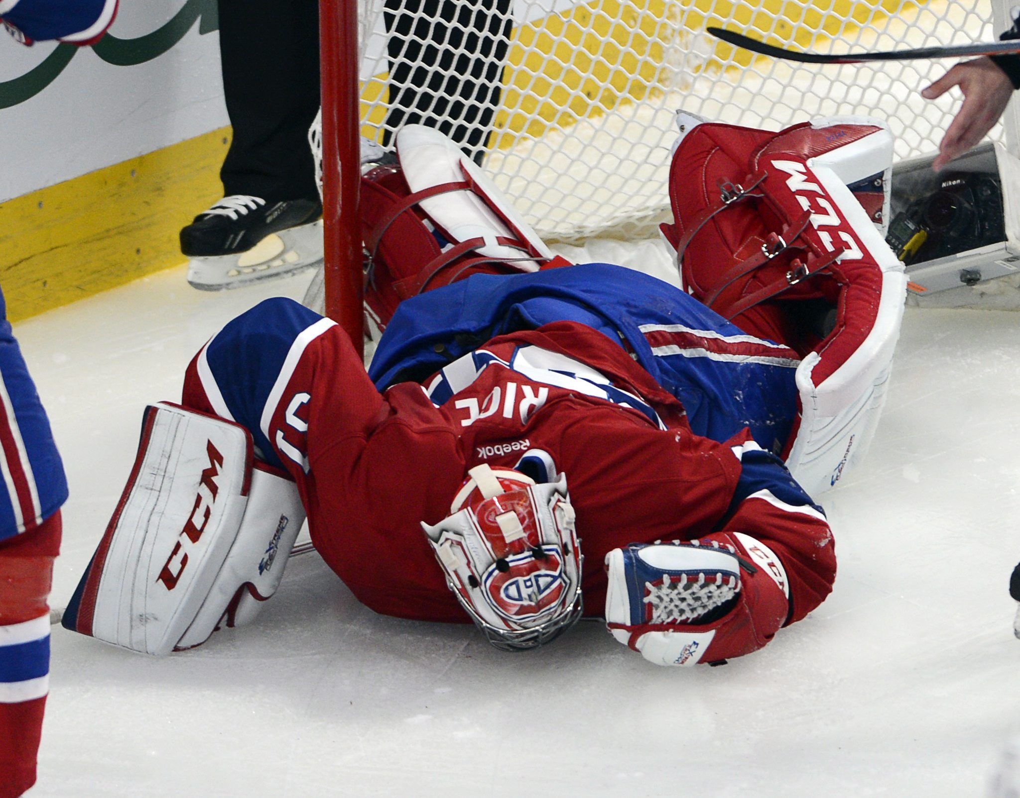 Canadiens goalie Carey Price out for series