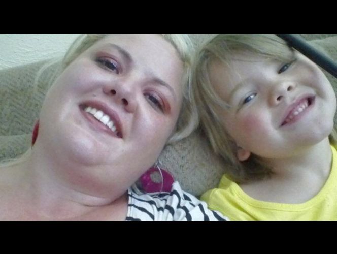 Mujer de 31 años muere aparentemente por picaduras de abejas