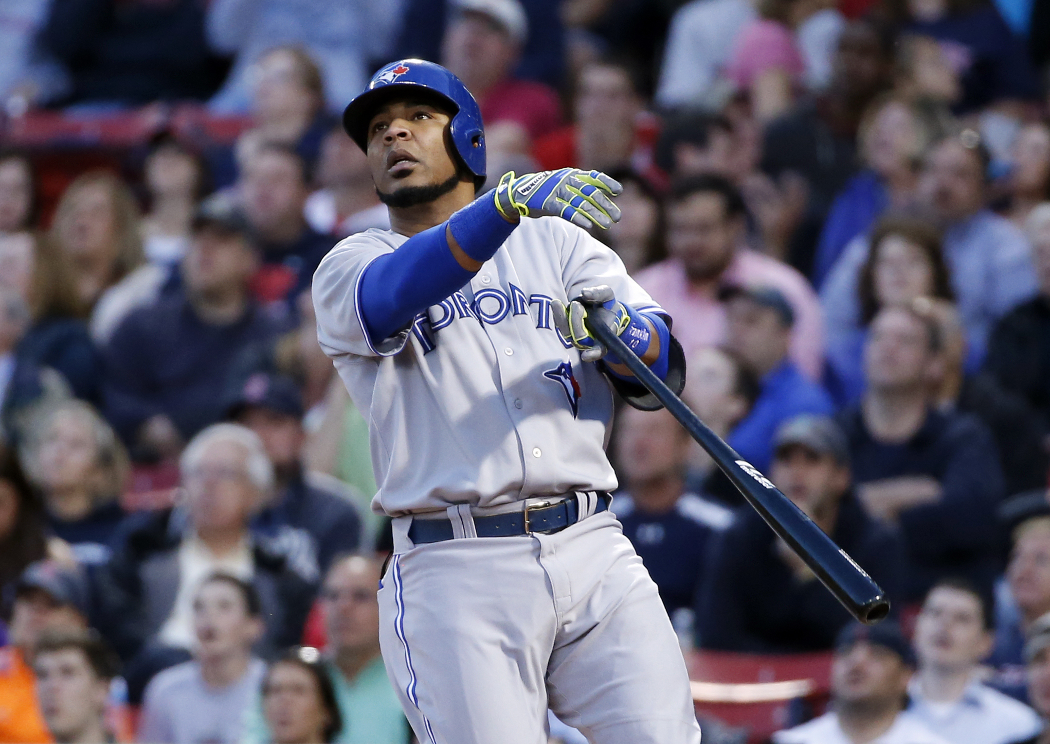 Encarnacion hits 2 HRs for Jays in 7-4 win vs Sox