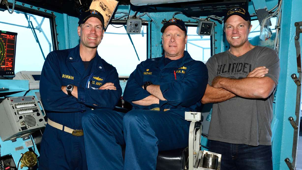 TNT's 'Last Ship' wins fans aboard a Navy ship