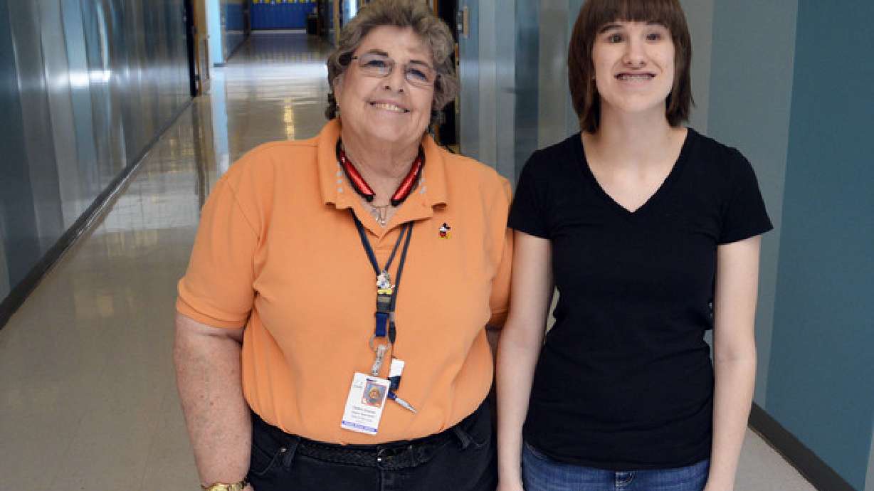 Skyline High student, blind since birth, graduating with honors