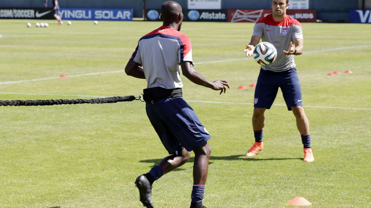 US defender DaMarcus Beasley to fourth World Cup