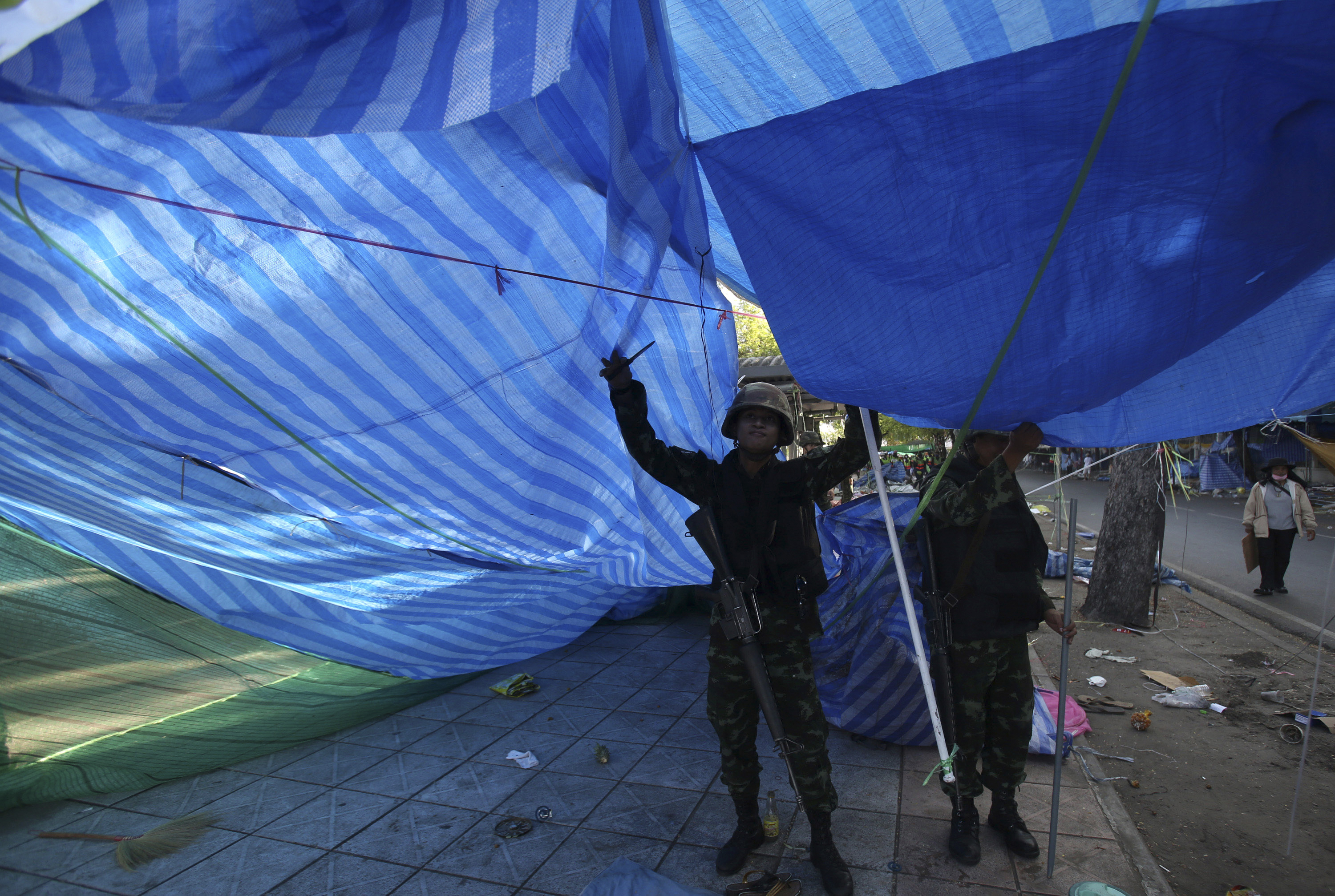 News Guide: Military carries out coup in Thailand