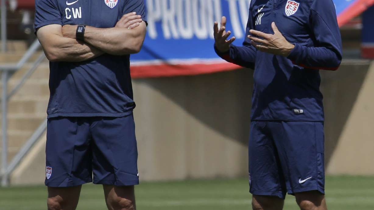 Klinsmann dances around Donovan questions