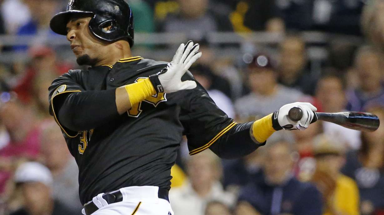 Pirates rally to beat Nationals 3-2