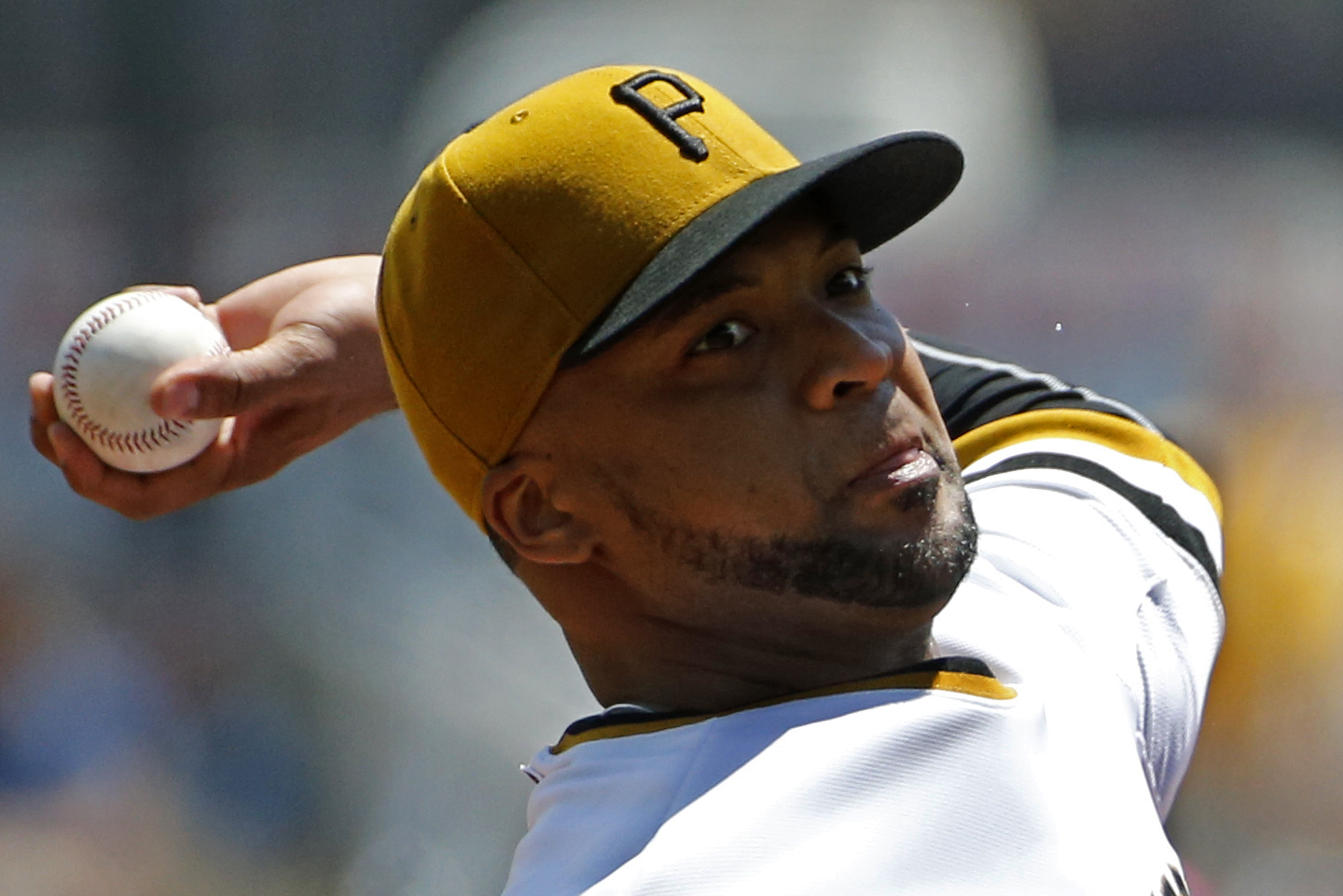 Liriano, Pirates fall to Nationals 5-2