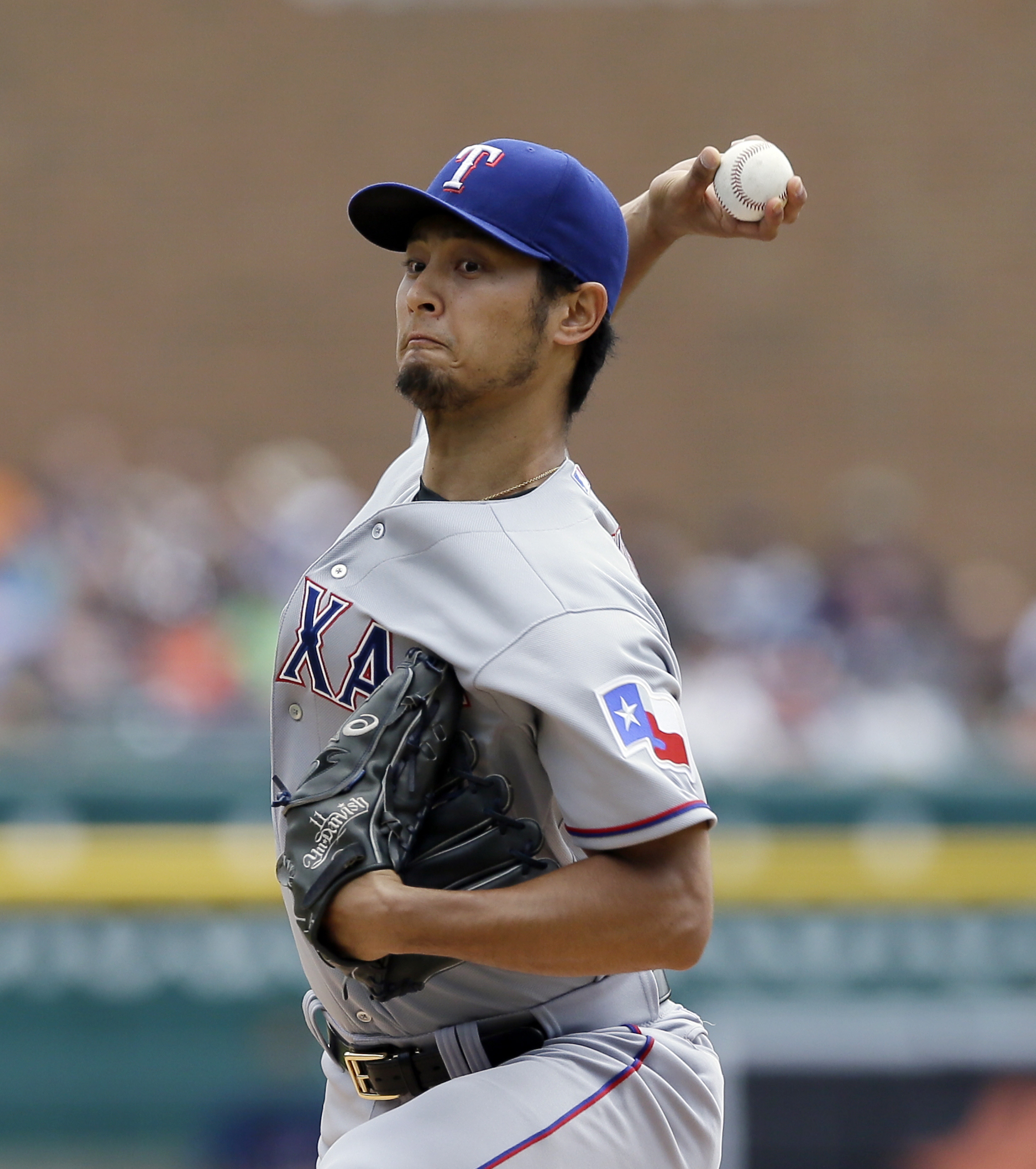 Rangers ace Darvish scratched with neck stiffness