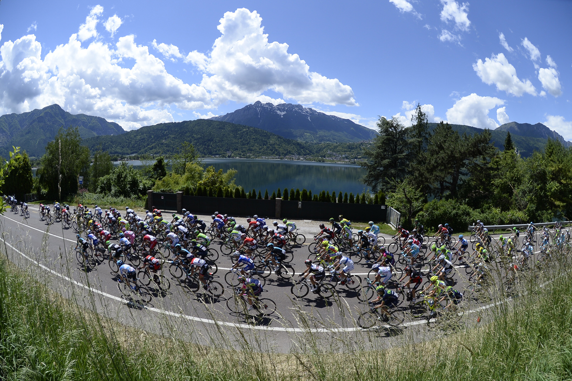 Pirazzi wins 17th Giro stage; Quintana keeps lead