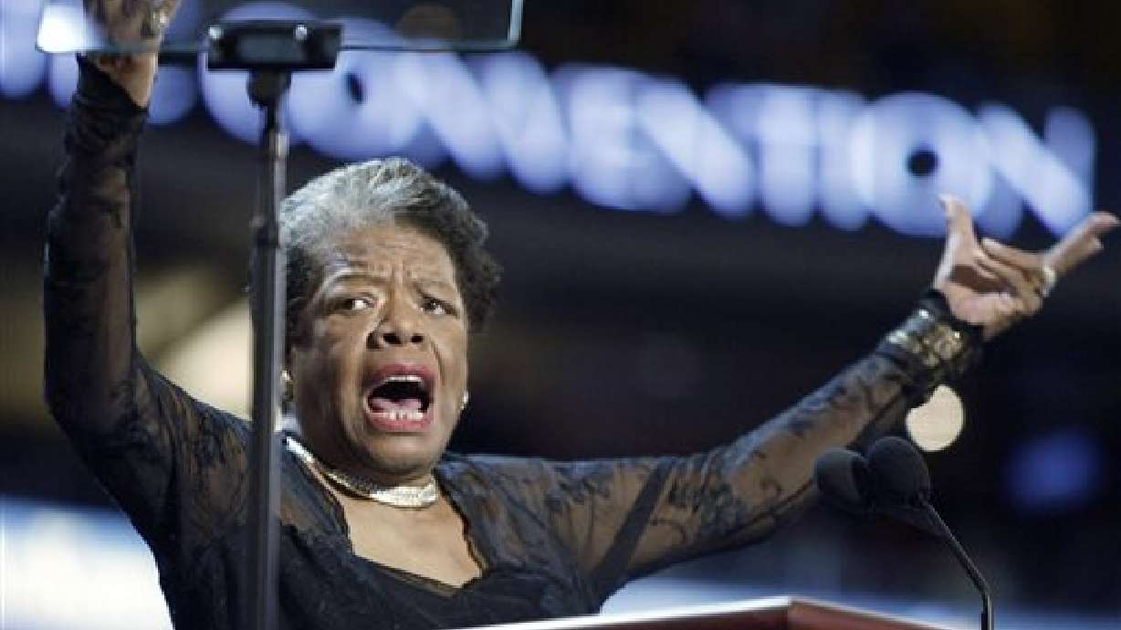 Muere poeta Maya Angelou a los 86 años