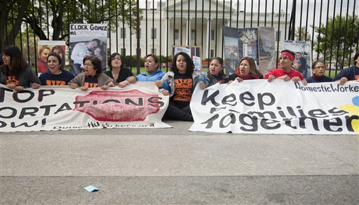 Estudian excarcelaciones de inmigrantes
