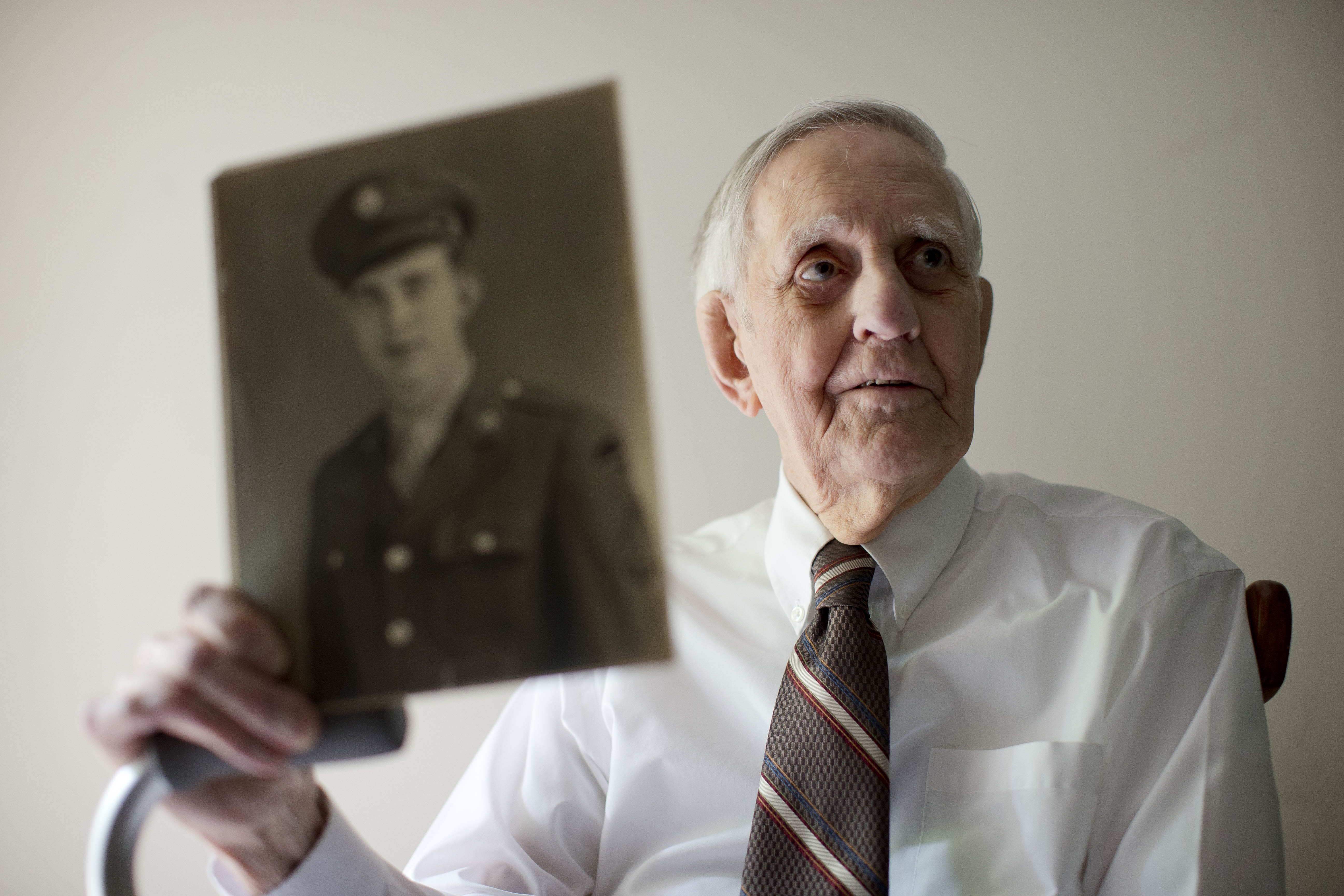 At D-Day's 70th, an overdue talk with a vet uncle