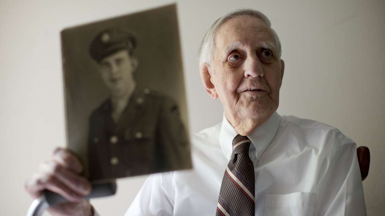At D-Day's 70th, an overdue talk with a vet uncle