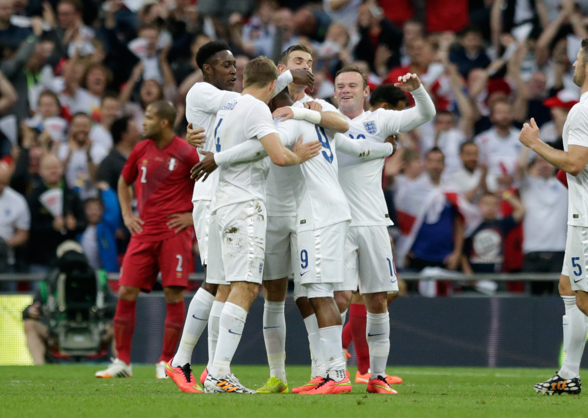 England beats Peru 3-0 in last home game before WC
