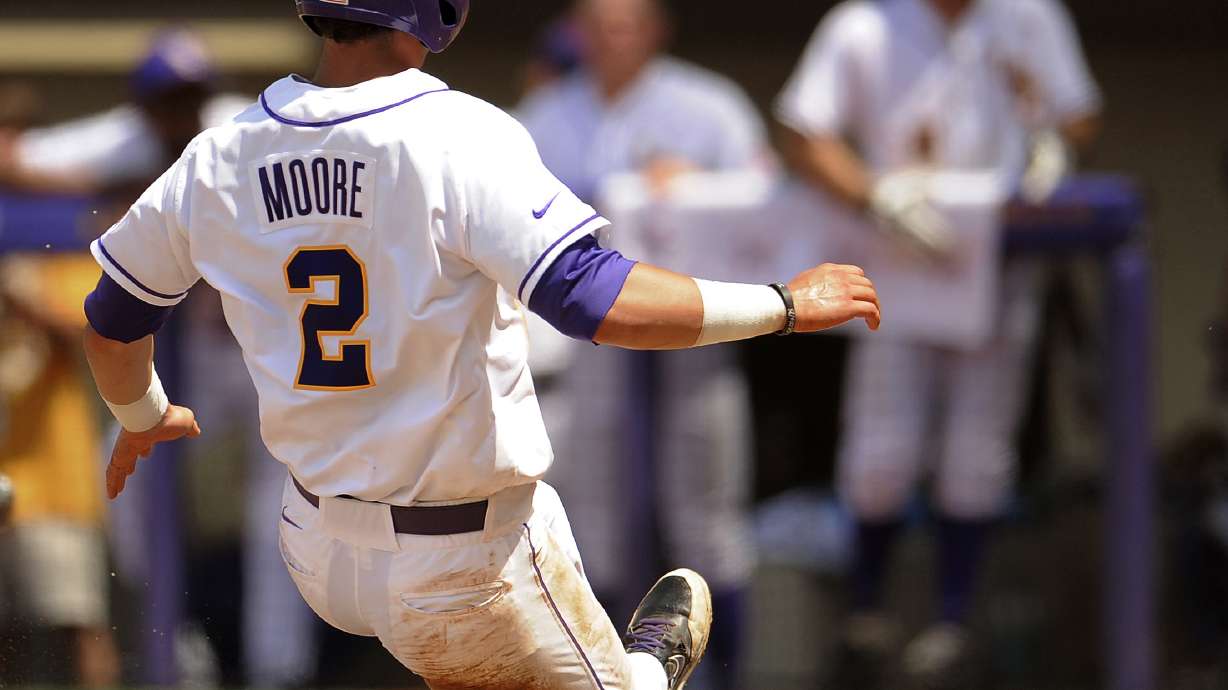 LSU beats SE Louisiana 8-4 in NCAA tournament