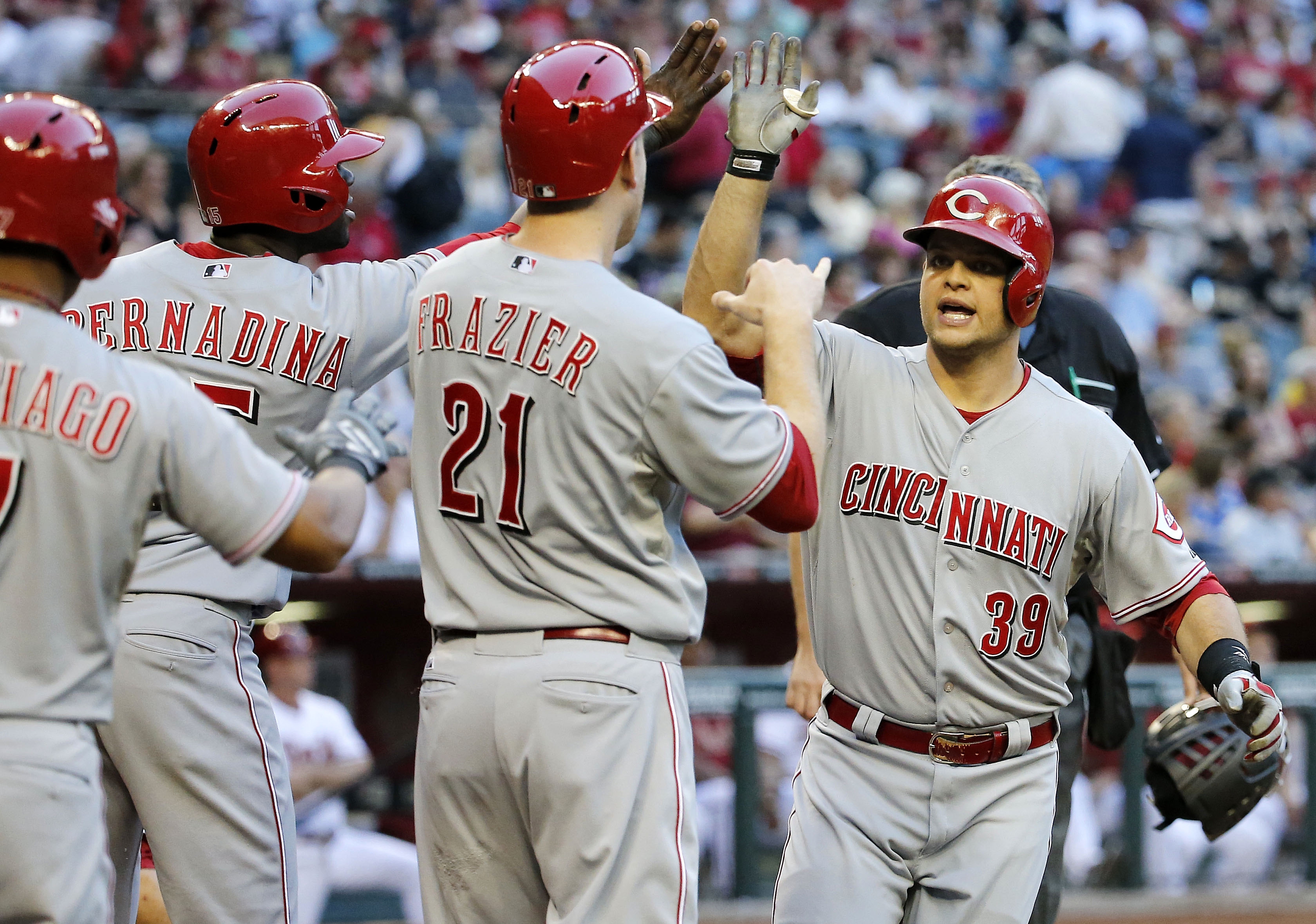 Mesoraco's slam leads Reds past D-Backs 6-4