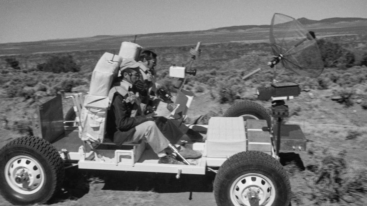 Decades-old photos emerge of Apollo training