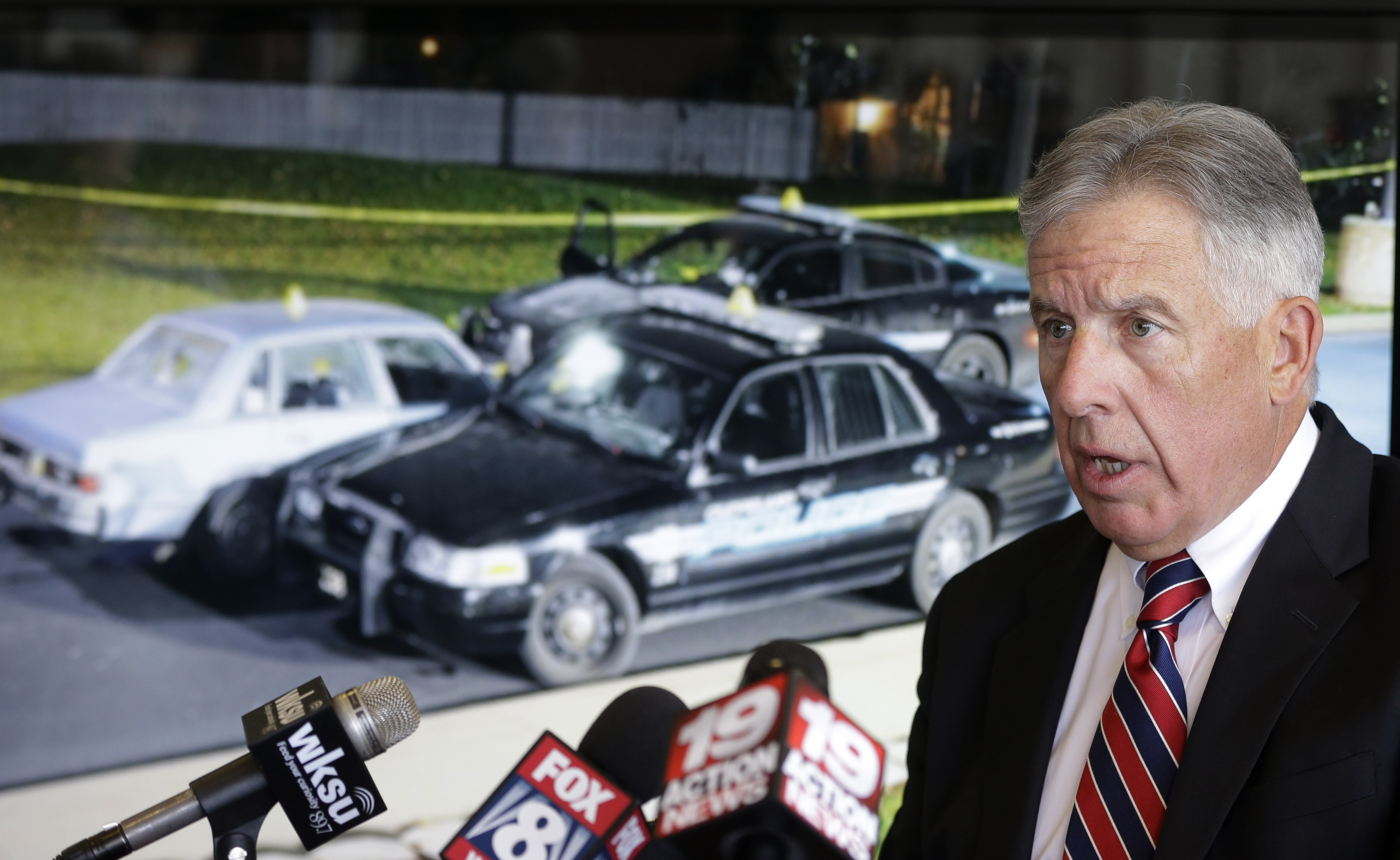 6 Cleveland officers indicted in deadly car chase