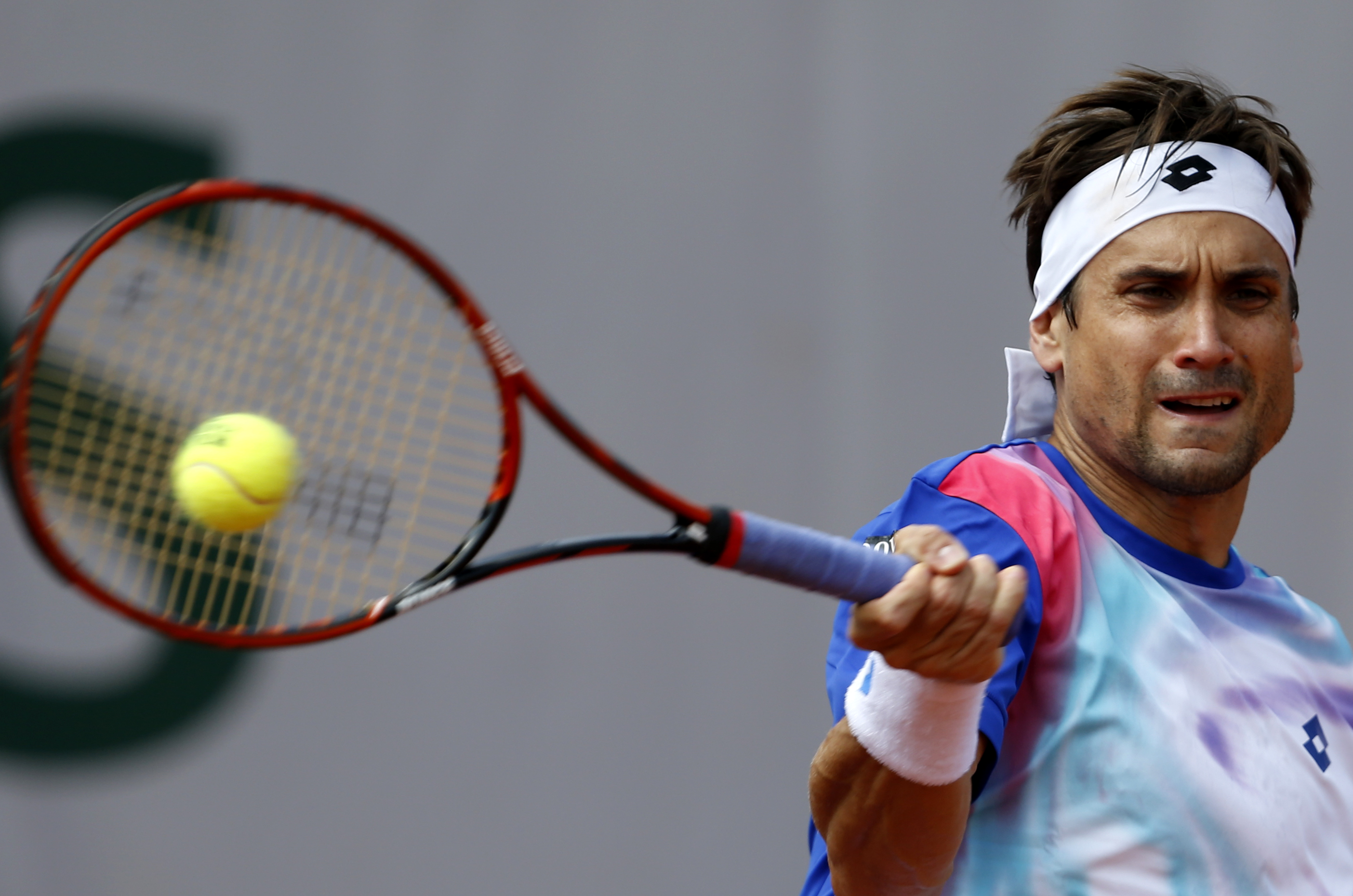 Ferrer stays perfect against Seppi to win in Paris