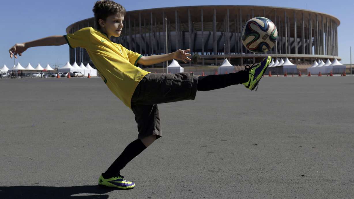Brazil's modern capital gets a taste of football