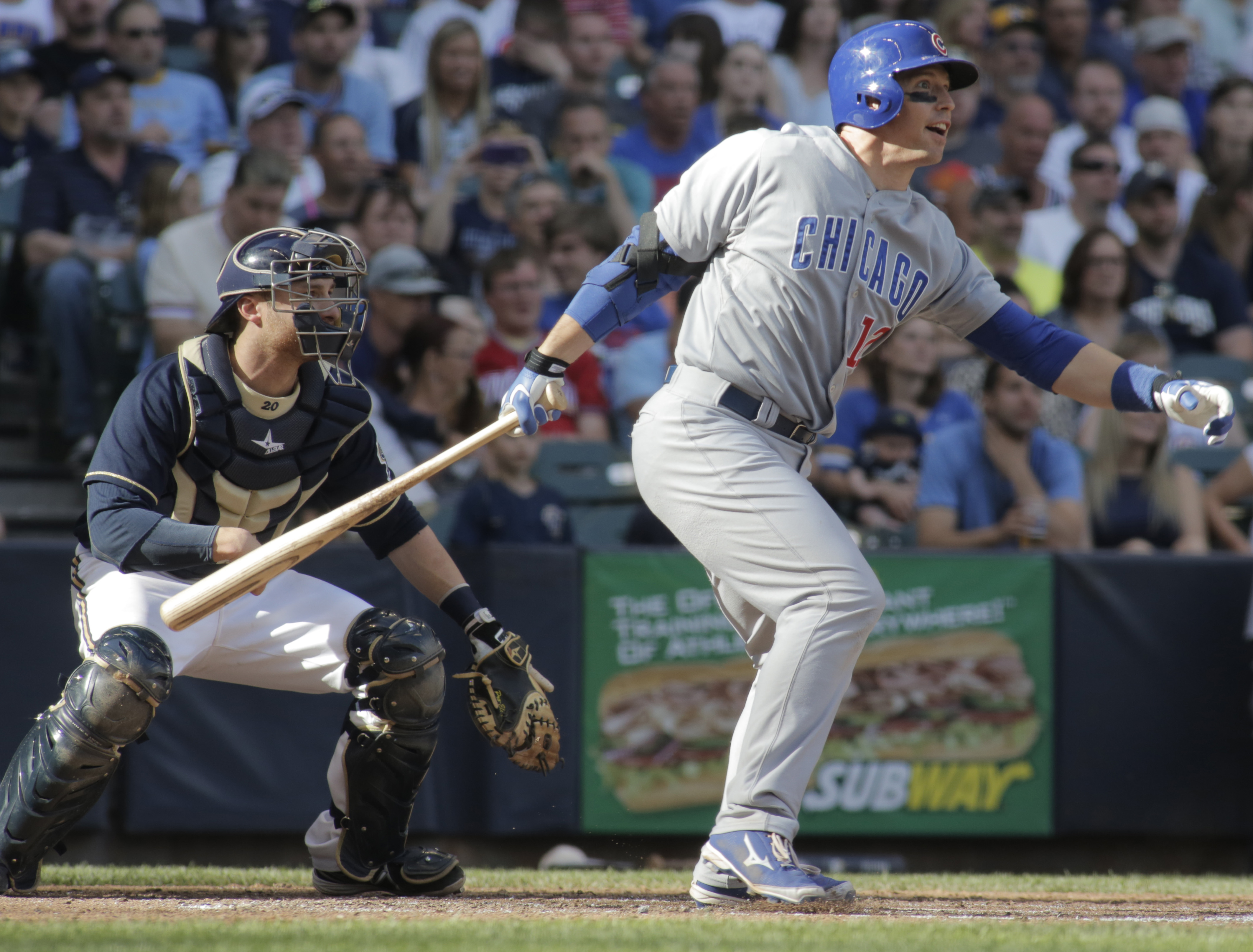 Rizzo, Hammel lead Cubs to 8-0 win of Brewers