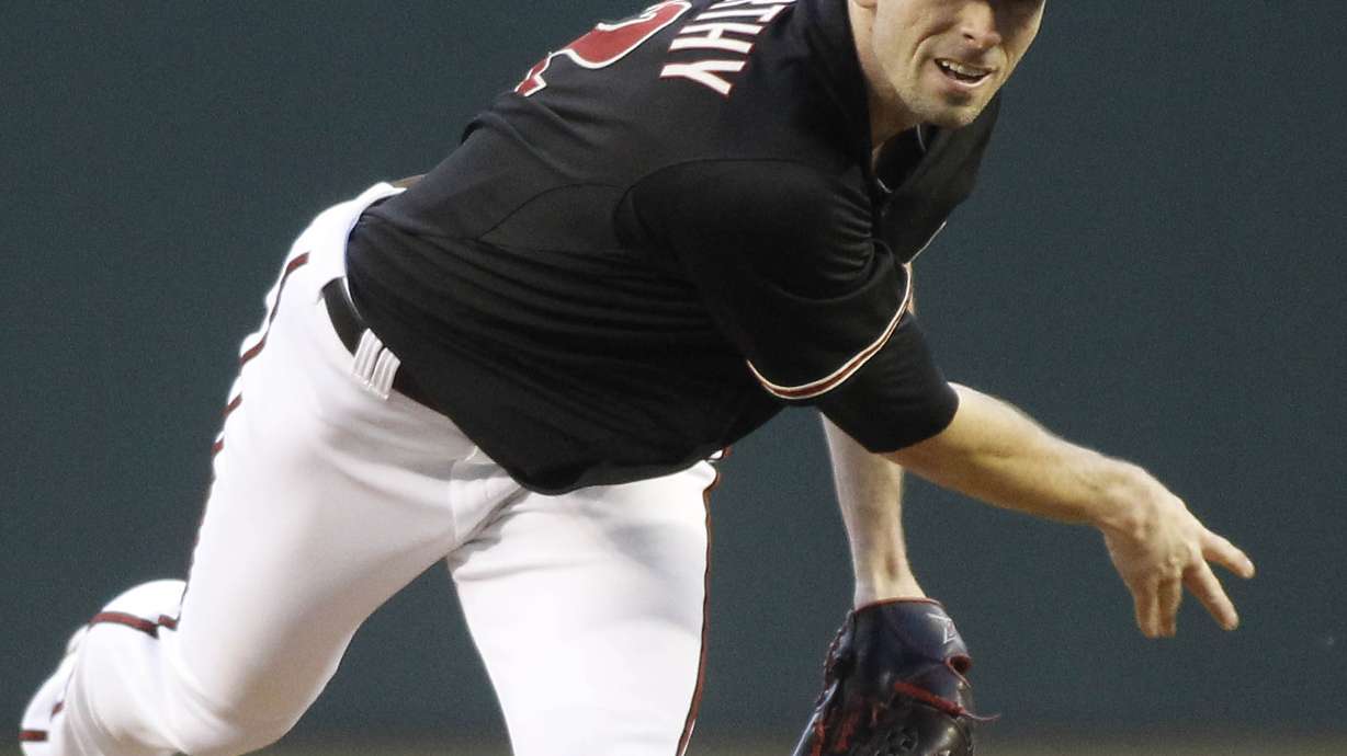 D-backs lose Pollock in 5-0 loss to Reds