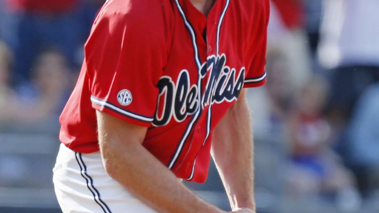 Ole Miss edges Washington 2-1 at Oxford regional